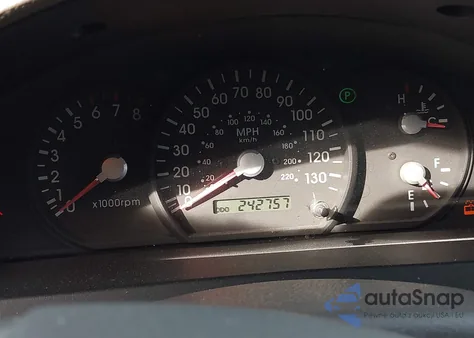 2004 Kia Sorento Ex/Lx z USA, uszkodzony, nr VIN KNDJD733X45211173